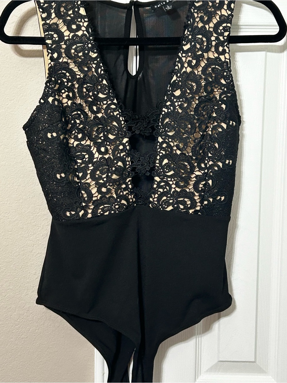 Haute Monde black lace bodysuit size large